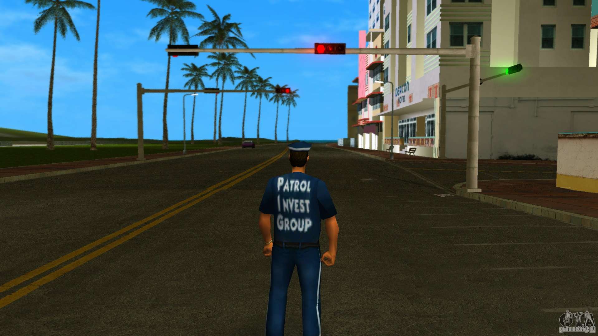 Томми в одежде охранника P.I.G для GTA Vice City.