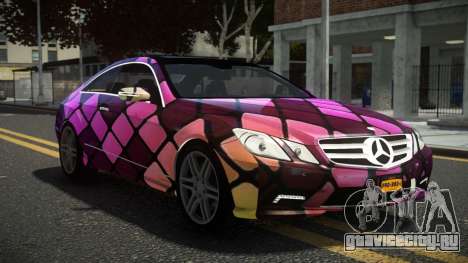 Mercedes-Benz E500 Lozvey S2 для GTA 4