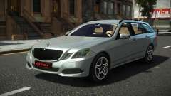 Mercedes-Benz E-Class Estate Sihuro для GTA 4