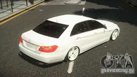 Mercedes-Benz E63 AMG Ecvaht для GTA 4