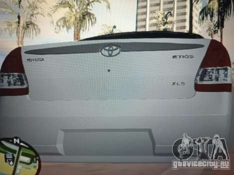 Toyota Etios Sedan (al piso) для GTA San Andreas