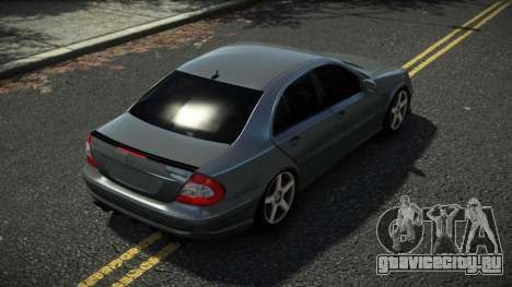 Mercedes-Benz E63 AMG Ofejuk для GTA 4