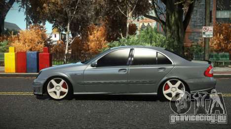 Mercedes-Benz E63 AMG Ofejuk для GTA 4