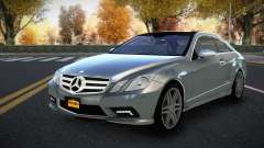 Mercedes-Benz E500 Ganexphia