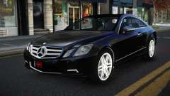 Mercedes-Benz E500 Qowi