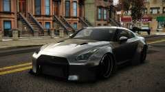 Nissan GT-R Tivqix