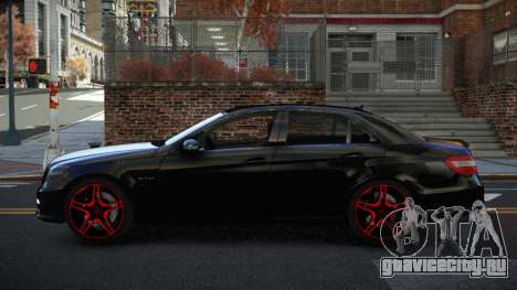 Mercedes-Benz E63 AMG Rezaxovig для GTA 4