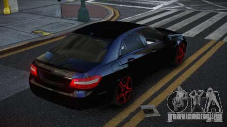 Mercedes-Benz E63 AMG Rezaxovig для GTA 4