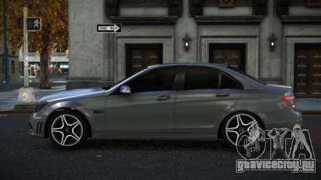 Mercedes-Benz C63 AMG Mivfibada для GTA 4