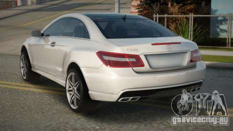 Mercedes-Benz E500 Exphia для GTA San Andreas