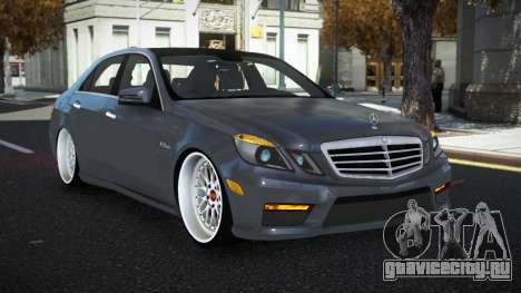 Mercedes-Benz E63 AMG Fogsuhufe для GTA 4