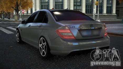 Mercedes-Benz C63 AMG Mivfibada для GTA 4