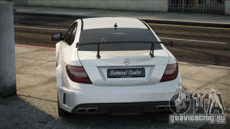 Mercedes-Benz C63 AMG White для GTA San Andreas