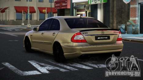 Mercedes-Benz E63 AMG Guyrivoz для GTA 4