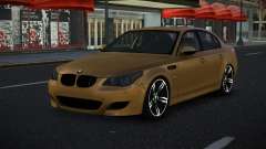 BMW M5 E60 Faxuwaxe