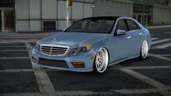 Mercedes-Benz E63 AMG Oyep для GTA 4