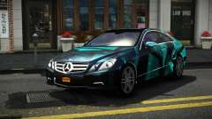 Mercedes-Benz E500 Stinre S13 для GTA 4